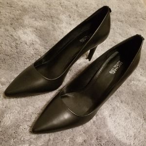 Black Micharl Kors Dorothy Flex high heels
